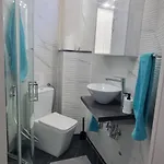 Domus Cestai 3*