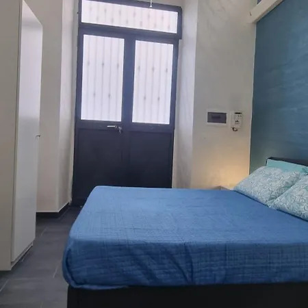 Domus Cestai 3*